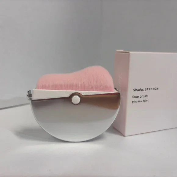 Glossier STRETCH face brush NWT - Picture 4 of 9